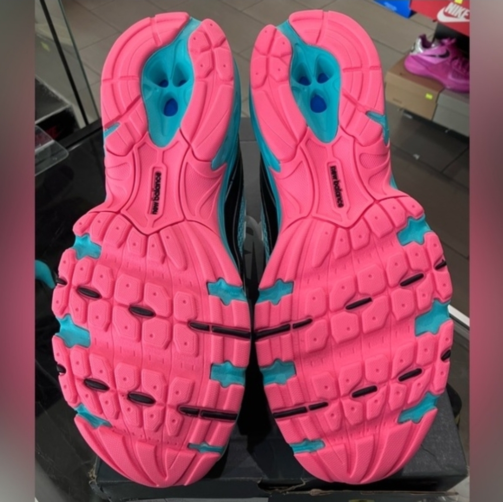 New Balance 740v2 Cyber Jade - Picture 3 of 7